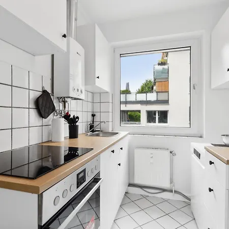 Apartment Modernes 3 Frisch Saniert Und Moebliert *